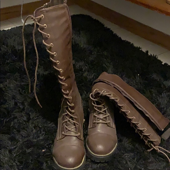 Brown tall lace up boots - Picture 1 of 5